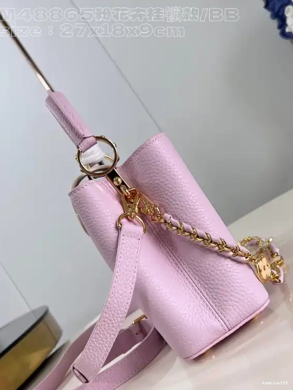 BB-27*18*9CM VUITTON LOUIS CAPUCINES 0427